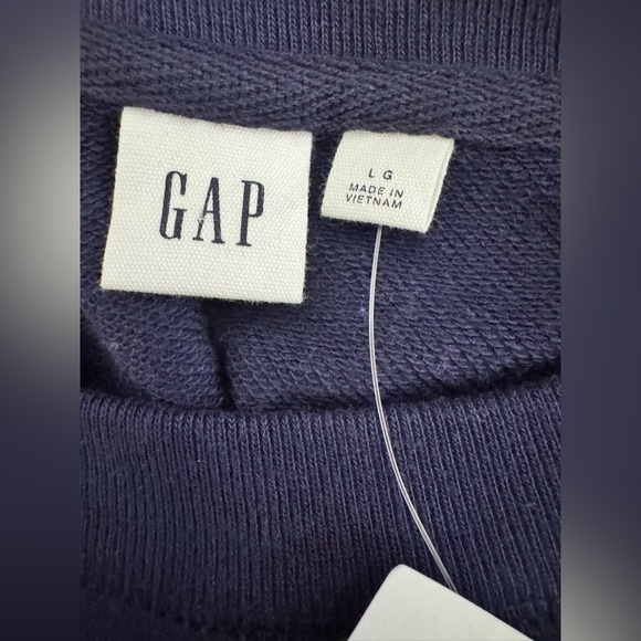 NWT GAP Classic Logo Fleece Batwing Sleeve Fall Warm Winter Crewneck Sweater L - Picture 4 of 8